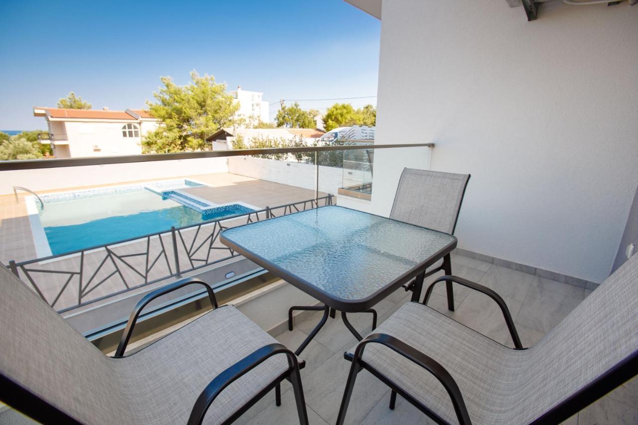 Posejdon Lux Apartment Utjeha Bagian luar foto
