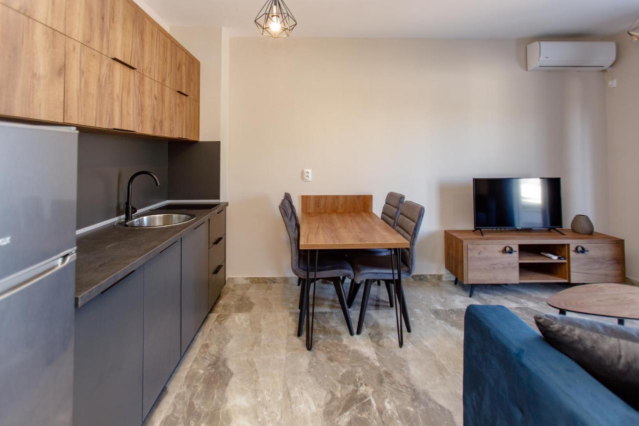 Posejdon Lux Apartment Utjeha Bagian luar foto