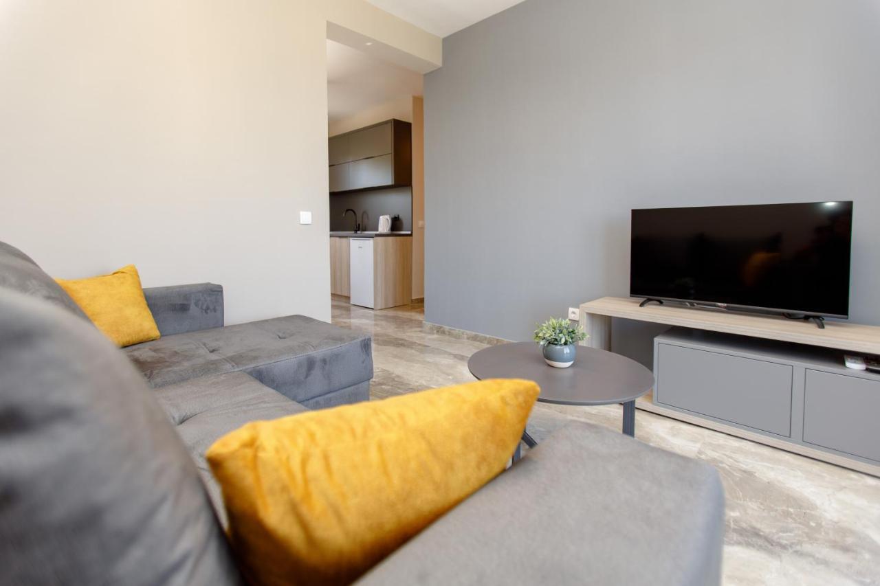 Posejdon Lux Apartment Utjeha Bagian luar foto
