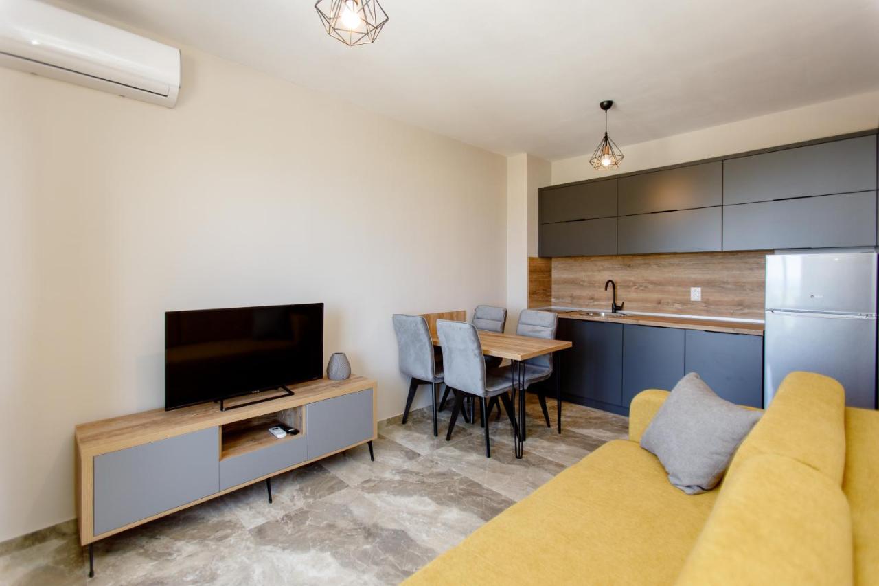 Posejdon Lux Apartment Utjeha Bagian luar foto