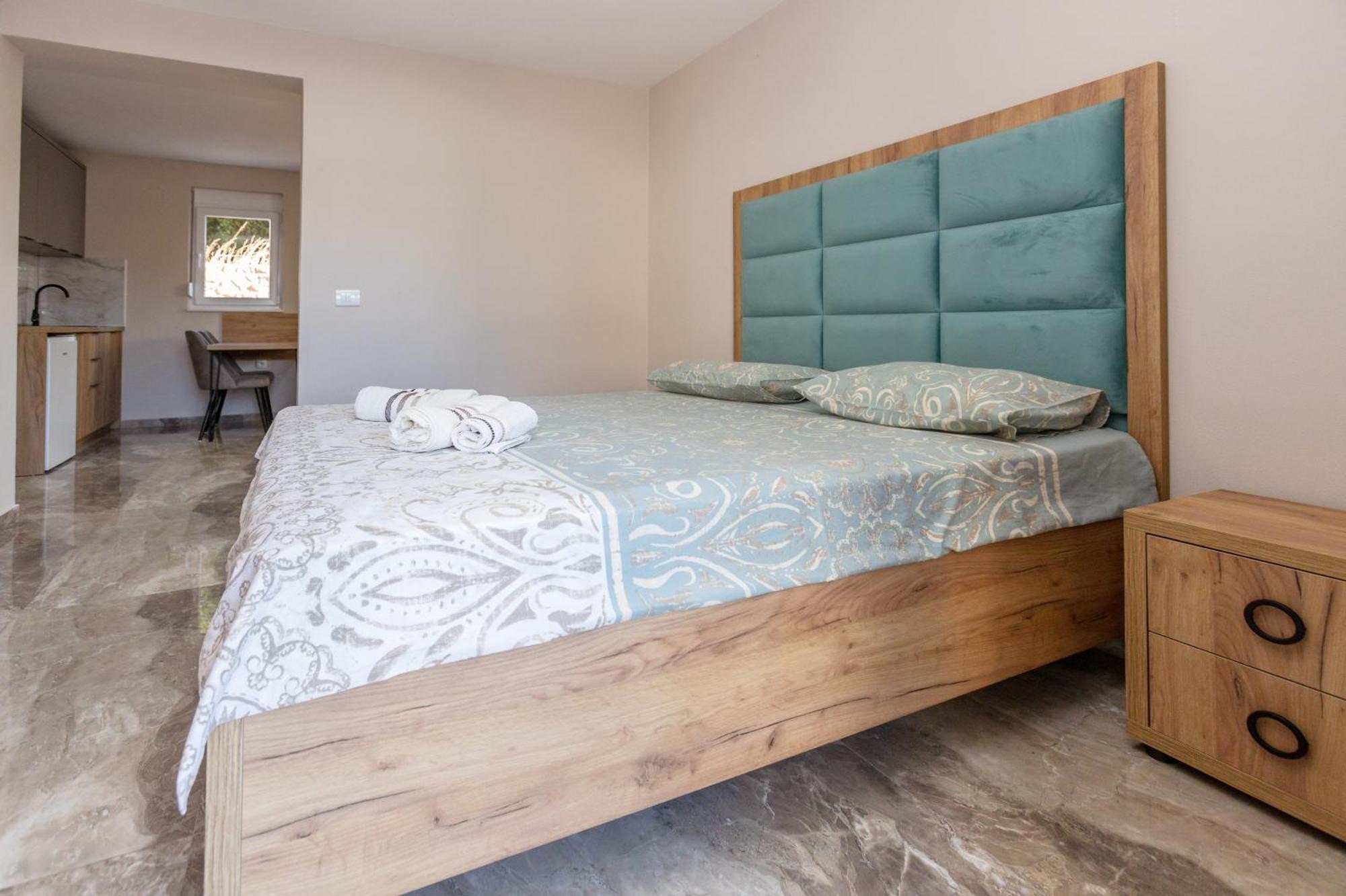 Posejdon Lux Apartment Utjeha Bagian luar foto