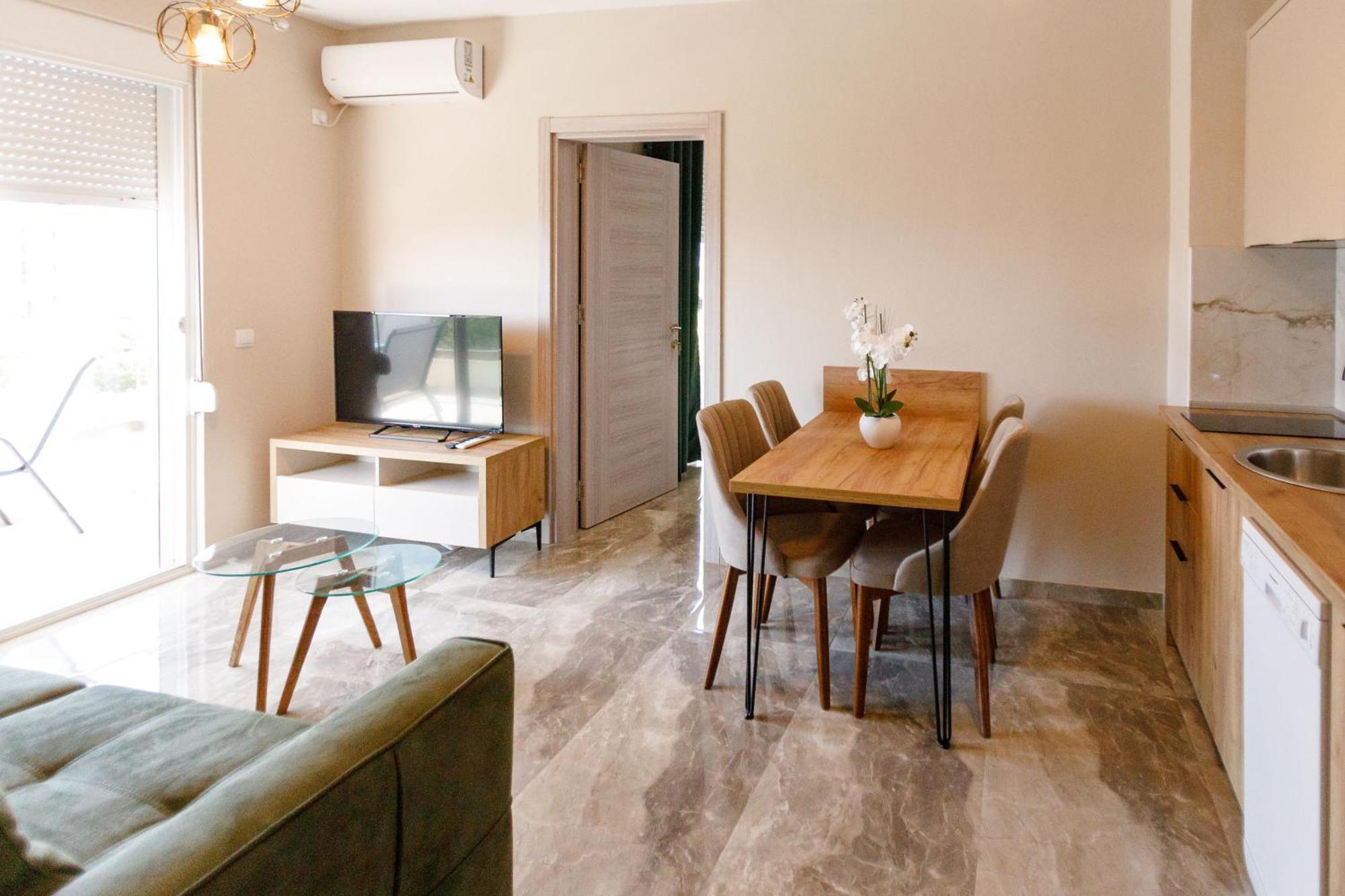 Posejdon Lux Apartment Utjeha Bagian luar foto