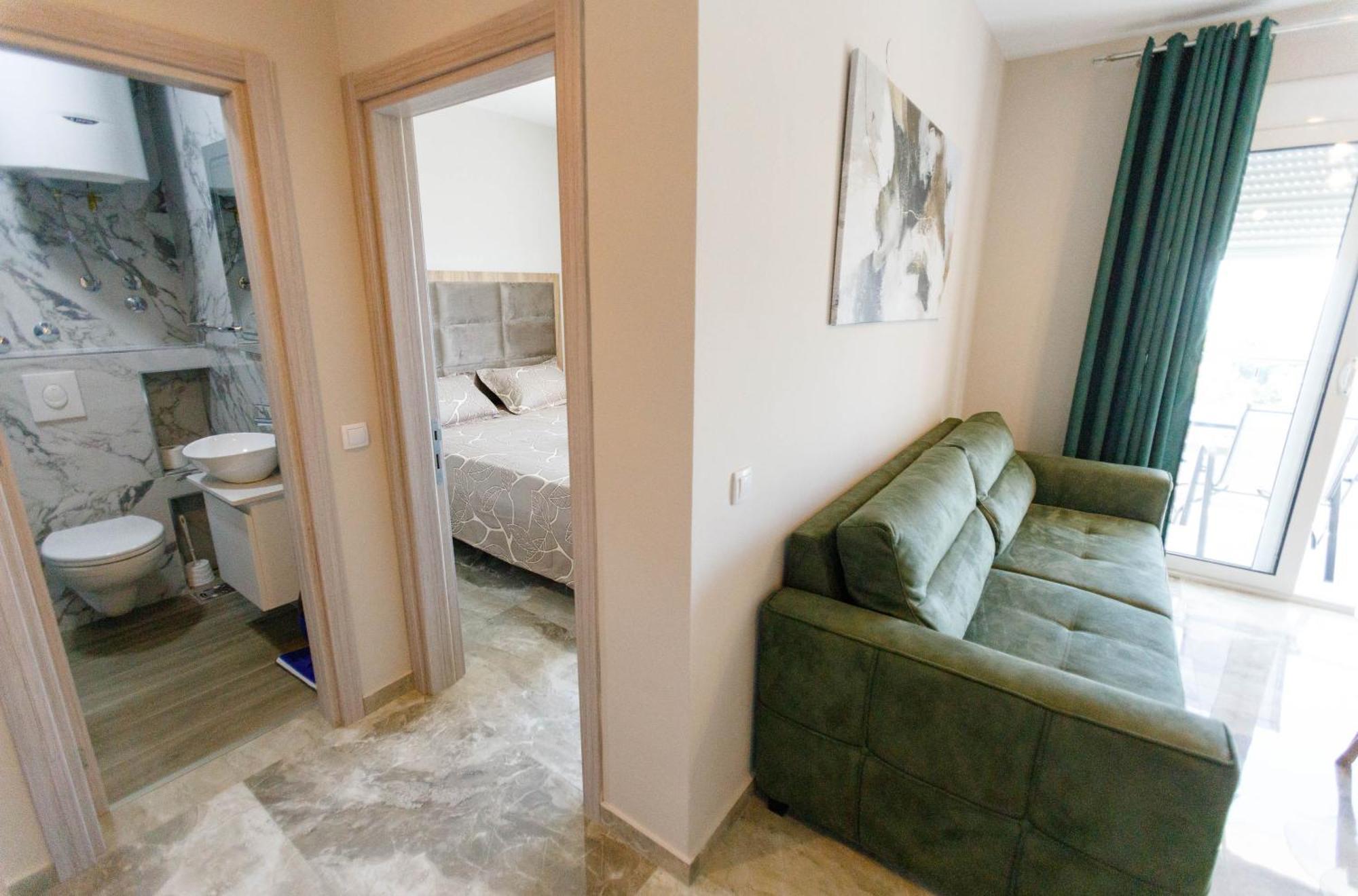 Posejdon Lux Apartment Utjeha Bagian luar foto